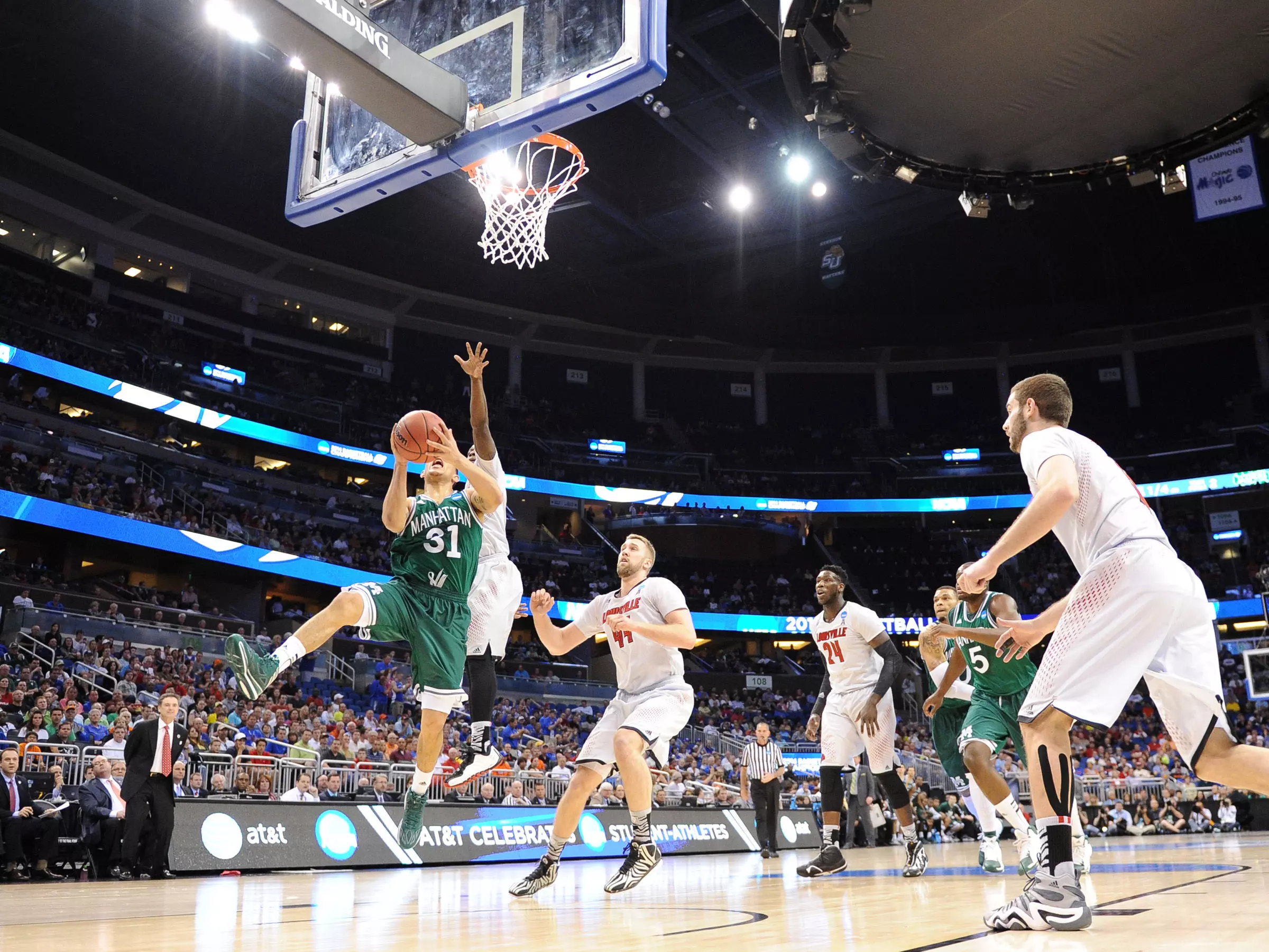 Jaspers Fall to Defending Champion Louisville In NCAA Tournament
